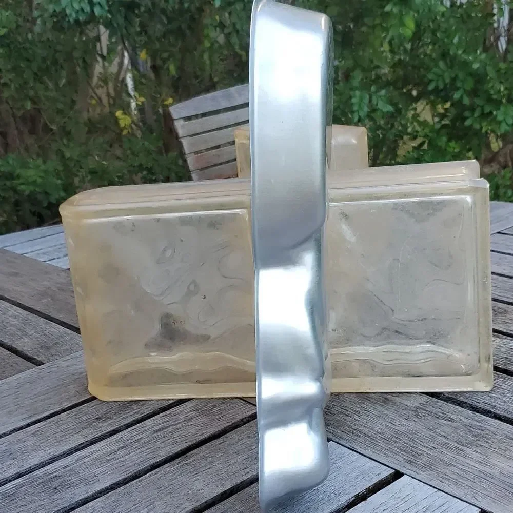 Vintage 1978 Wilton Ziggy Cake Pan